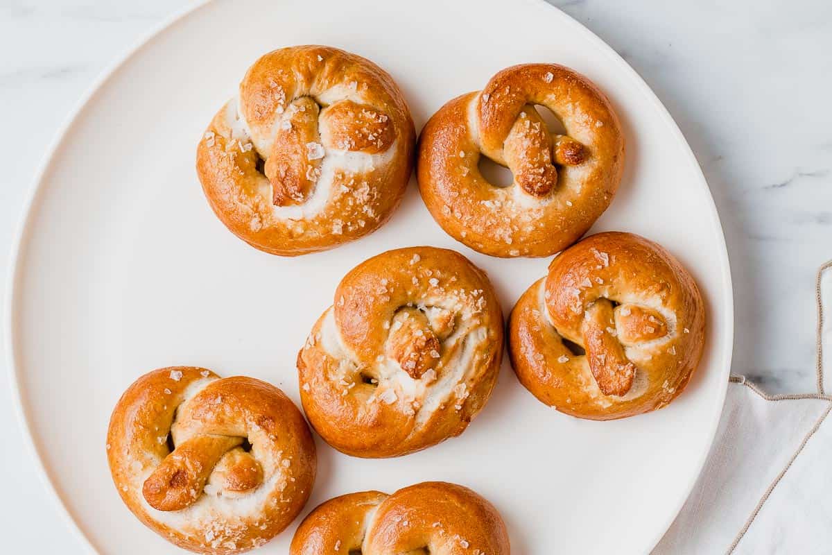 Sourdough Soft Pretzels